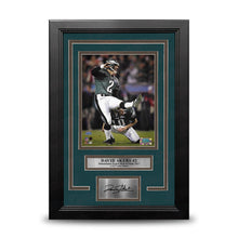 Load image into Gallery viewer, David Akers Super Bowl XXXIX Philadelphia Eagles 8x10 Framed Football Photo with Engraved Autograph