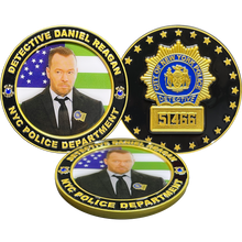 Load image into Gallery viewer, BL4-004 Blue Bloods NYPD Detective Daniel Reagan Police Officer Donnie Wahlberg Challenge Coin