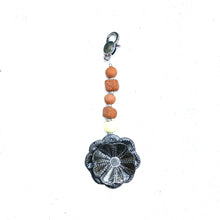 Load image into Gallery viewer, Fleri Aromatherapy Keychain