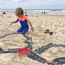 Load image into Gallery viewer, Rubber Roads Play Set