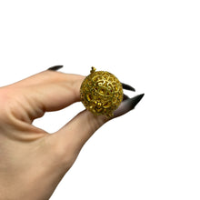 Load image into Gallery viewer, Essential Oil Diffuser Pen in Lemon | Includes 1 ml of Essential Oil and 2 Lava Beads | Refillable