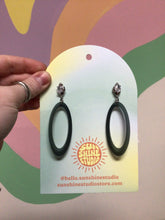 Load image into Gallery viewer, Navel Gazing Earrings
