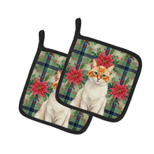 Load image into Gallery viewer, Flame Point Cat with Poinsettias Pair of Pot Holders