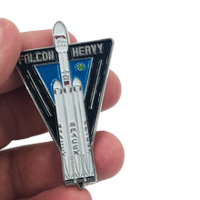 Load image into Gallery viewer, FF-010 SpaceX Falcon Heavy Pin Space X