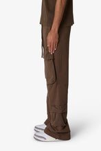 Load image into Gallery viewer, Front Cargo Sweatpants - Olive