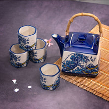 Load image into Gallery viewer, Great Wave Japanese Tea Set 20oz Tea Pot with 4 Hexagon Cups | Gift Box