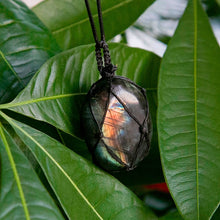 Load image into Gallery viewer, Magic &amp; Mystery Heart Of Dragon Necklace