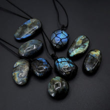 Load image into Gallery viewer, Magic &amp; Mystery Heart Of Dragon Necklace