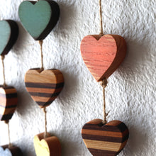 Load image into Gallery viewer, Heartstrings