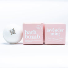Load image into Gallery viewer, LAVENDER MINT • 100% BOTANICAL BATH BOMB •
