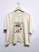 Load image into Gallery viewer, Cropped Comfort Colors T-Shirt