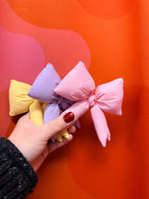 Load image into Gallery viewer, Puffy Bow Keychain