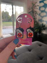 Load image into Gallery viewer, Halloween Sample Sale
