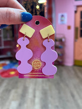 Load image into Gallery viewer, Squiggle Acrylic Earrings