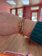 Load image into Gallery viewer, Titanium Knotted Bracelet