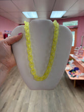 Load image into Gallery viewer, Chunky Acrylic Chain Necklace
