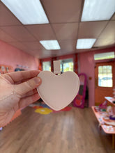 Load image into Gallery viewer, Removable Heart Mirror Keychain