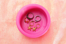 Load image into Gallery viewer, Wavy Jewelry Bowl