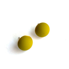 Load image into Gallery viewer, Chartreuse Velvet Retro Button Stud Earrings
