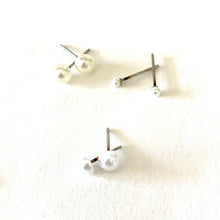 Load image into Gallery viewer, Cream Pearl Vintage Lucite Tiny Studs Set