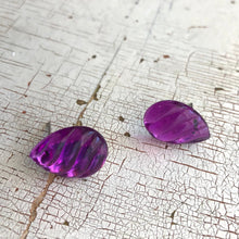 Load image into Gallery viewer, Bright Purple Swirled Teardrop Stud Earrings