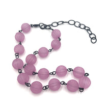 Load image into Gallery viewer, Amethyst Frosted Scalloped Amelia Necklace