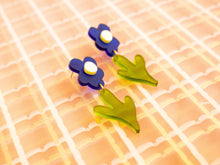 Load image into Gallery viewer, Wild Flower Dangle Earrings