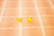 Load image into Gallery viewer, Tiny Brightest Star in the Sky Stud