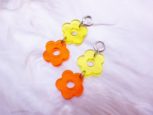 Load image into Gallery viewer, Sunrise Summer Flower Earrings