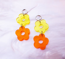 Load image into Gallery viewer, Sunrise Summer Flower Earrings