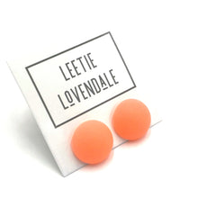 Load image into Gallery viewer, Coral Frosted Retro Button Stud Earrings