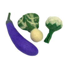 Load image into Gallery viewer, **Pre-order (Ships in 2-3 Weeks)**Handmade in Nepal 100% Wool Felt Foods Play Set for Pretend Cooking and Farmer's Market Play
