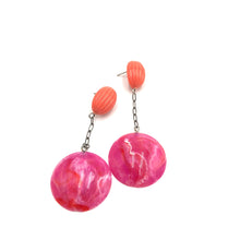 Load image into Gallery viewer, Coral &amp; Hot Fuchsia Chain-Link Earrings