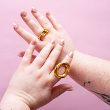 Load image into Gallery viewer, Titanium Organic Oval Ring