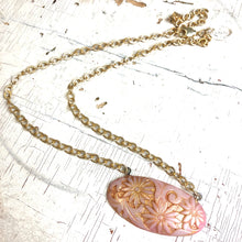 Load image into Gallery viewer, Floral Romance Gold Leaf Necklace