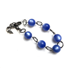 Load image into Gallery viewer, Periwinkle Moonglow Lucite Bubble Stations Bracelet