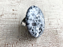 Load image into Gallery viewer, Granite Grey Speckled Lucite Silver Cocktail Ring