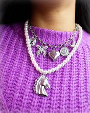 Load image into Gallery viewer, Pearly Horse Charm Necklace