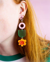 Load image into Gallery viewer, Feeling Lucky and Cute-Acrylic Flower Earrings
