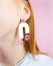 Load image into Gallery viewer, Arch Rainbow Flower Acrylic Earrings