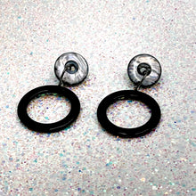 Load image into Gallery viewer, Grey Shell &amp; Black Donut Drop Earrings *