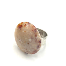 Load image into Gallery viewer, Beige Speckle Lucite Cocktail Ring