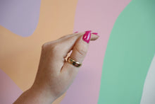 Load image into Gallery viewer, Shooting Stars Titanium Ring