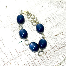 Load image into Gallery viewer, Sapphire Long Oval &amp; Gold Bubble Stations Bracelet