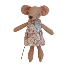 Load image into Gallery viewer, **Pre-order (Ships in 2-3 Weeks)**Miniature Mice