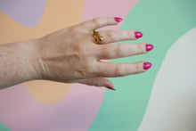 Load image into Gallery viewer, Twister Ball Titanium Ring