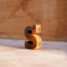 Load image into Gallery viewer, Little Wooden Letters