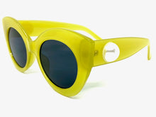 Load image into Gallery viewer, Retro Cat Eye Sunglasses with Pearl Accent