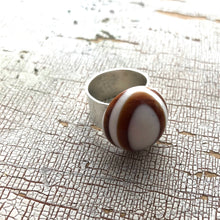 Load image into Gallery viewer, Tortoise &amp; Cream Bullseye Lucite Silver Cocktail Ring