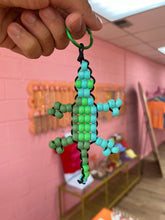 Load image into Gallery viewer, Lizard Beaded Keychain